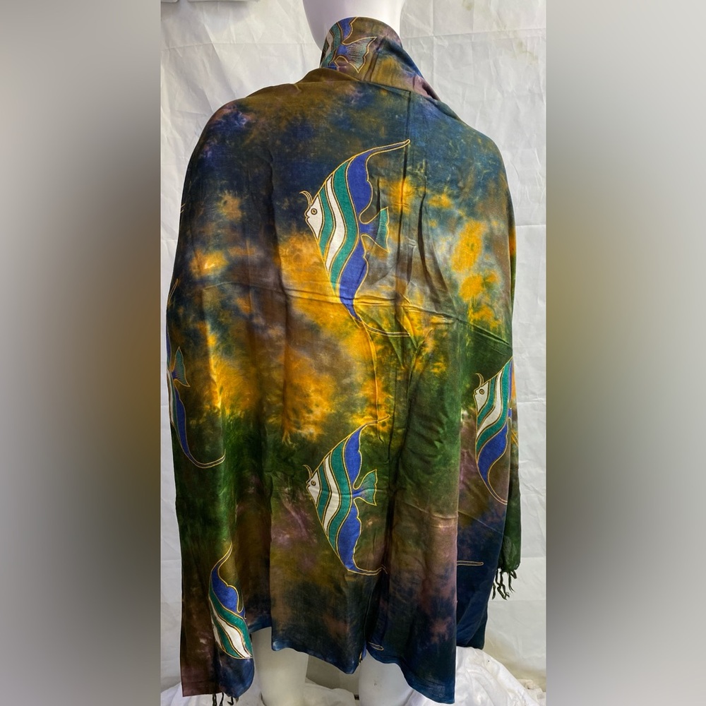 Hand-dyed scarf featuring an angelfish design.